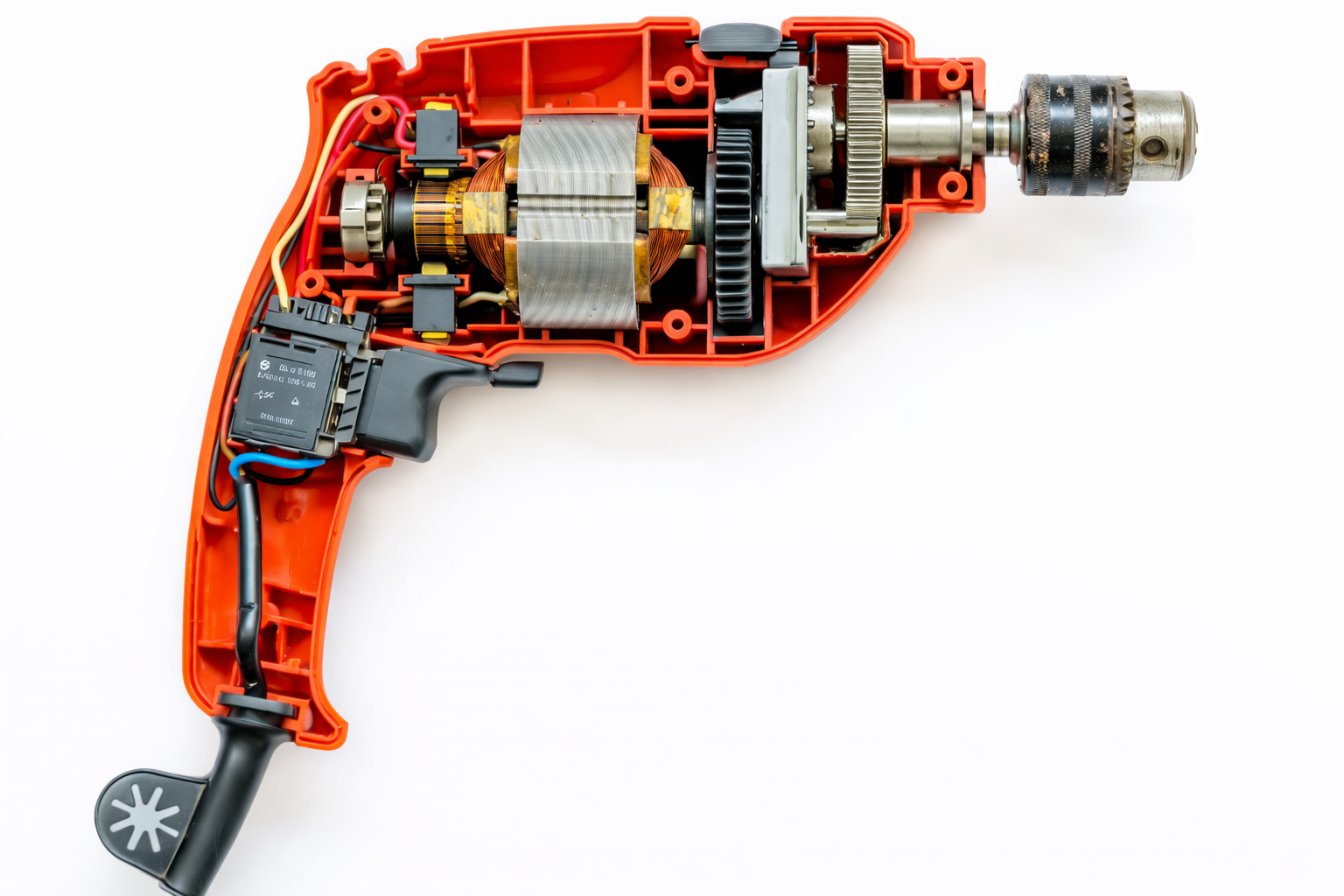 Furadeira elétrica desmontada em detalhes